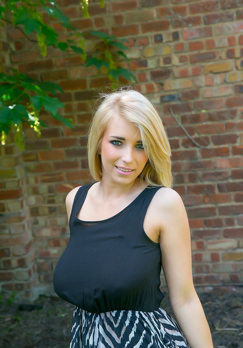 Проститутка Майя